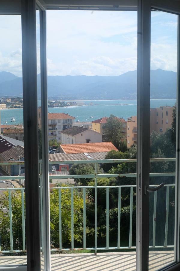 Ferienwohnung La Terrasse De Saint-Jean Ajaccio  Exterior foto